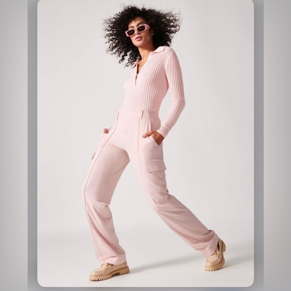 Athleta Pants - ATHLETA Vienna Women’s Cargo Pants Light Orchid Pink Size 12 Petal Pink Wide Leg